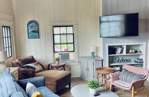 Ogunquit House | Charming 2 story home near Perkins Cove