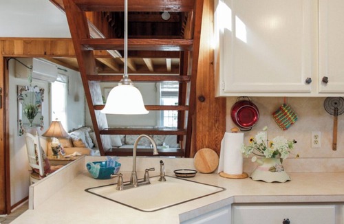 Normandy Beach Cottage | Charming 3-bedroom cottage, steps away from Deauville Beach!