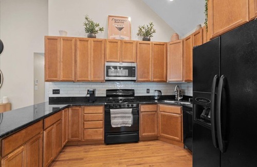 Greenwood Lake House | Charming 3-bedroom house in Greenwood Lake walking distance to the Lake!
