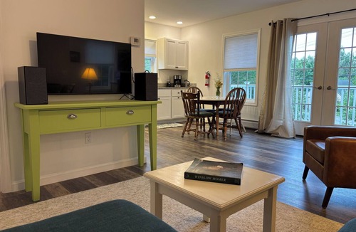 Town Hill House | Charming 3-bedroom house in fantastic Bar Harbor w/AC, art, private studio