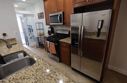 Eckington House | Charming 3-bedroom house with WiFi, AC in excellent Washington