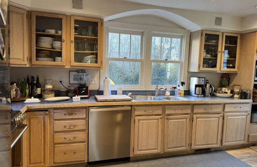 Rowayton House | Charming 3-bedroom house on Bell Island in Rowayton, CT