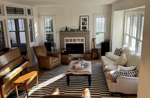 Rowayton House | Charming 3-bedroom house on Bell Island in Rowayton, CT