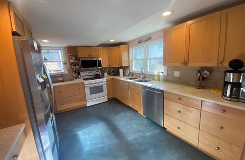 Eastham House | Charming 3-bedroom waterfront home in Eastham