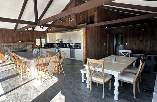 Leyden House | Charming 4 bdrm house with Views, 200 acres, Private Schools, Skiing, Hiking…
