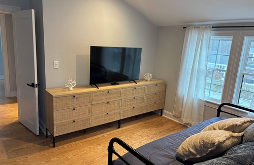 West Yarmouth House | Charming 4-bedroom house w/AC, Walk to the Beach in wonderful West Yarmouth