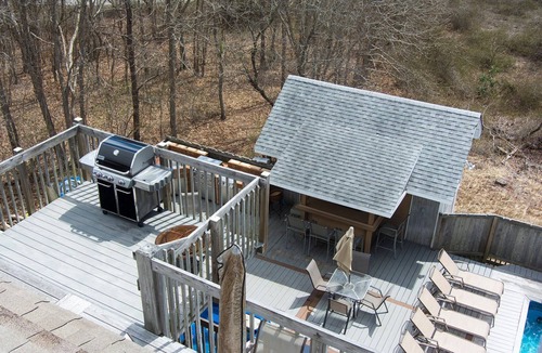 Shinnecock Hills House | Charming 5-bedroom house in Southampton, Heated pool and hot tub, outdoor bar