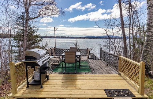 Trenton House | Charming Acadia beachfront cottage, close to Acadia National Park & Bar Harbor.