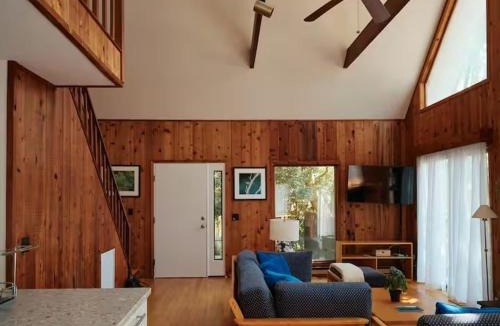 Napeague House | Charming Amagansett Retreat Near Ocean Beaches