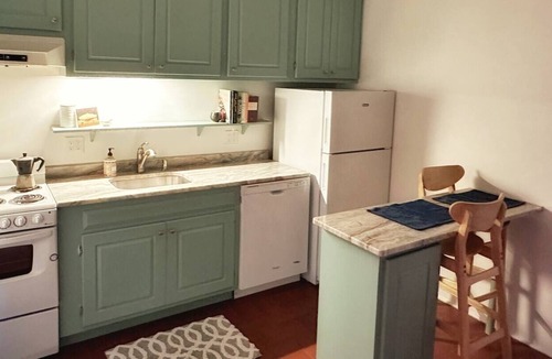 College Hill Apartment | Charming and Historic College Hill Apartment on Benefit Street