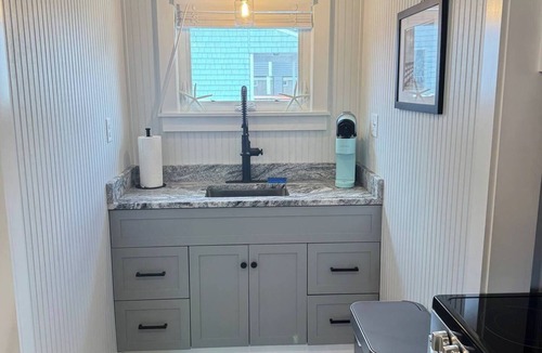 Wells Beach Cottage | Charming Beach cottage across from the beach in fabulous Wells.