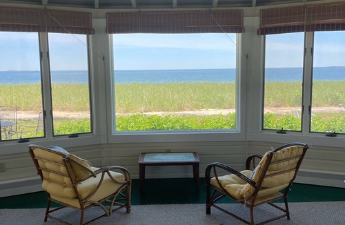 Ocean Park House | Charming beachfront cottage--private beach access and ocean views