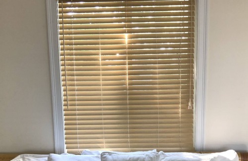East Haven House | Charming beachhouse - 2 min walk to the beach