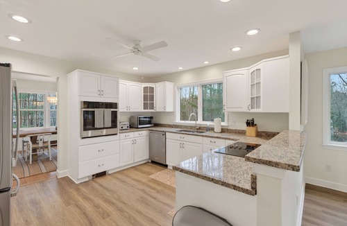 Kennebunk House | Charming Coastal Retreat in Kennebunk – Quiet Neighborhood, Walk to Town!