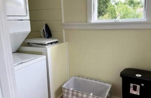Jamestown House | Charming Cottage in Jamestown