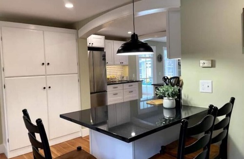 Jamestown House | Charming Cottage in Jamestown