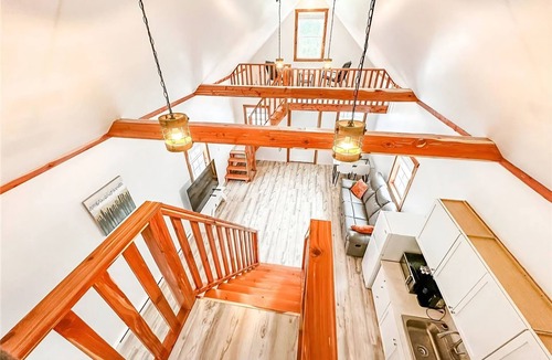 Pulaski Cottage | Charming cottage Pulaski VIP Rentals 1.8 miles away from famous salmon river