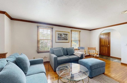 North Chatham House | Charming Dog Friendly North Chatham Ranch