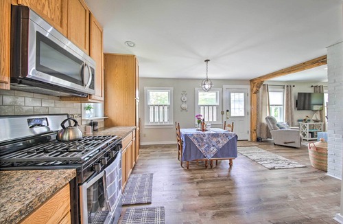 East Boothbay Cottage | Charming East Boothbay Cottage w/Large Yard!