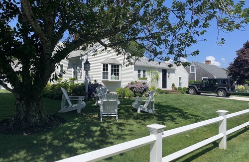 Chatham House | Charming/Great Location/Walk to town/baseball field