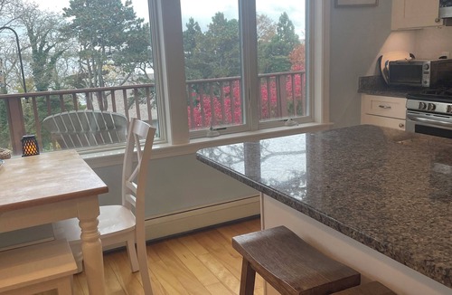 South Orleans House | Charming Guest House, with Waterviews & Private Beach! Perfect for Fun Weekends!