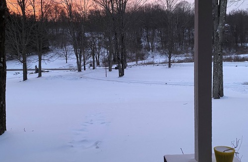 Highland House | Charming home in Hudson Valley, with a seasonal pool, 2 hours from NYC