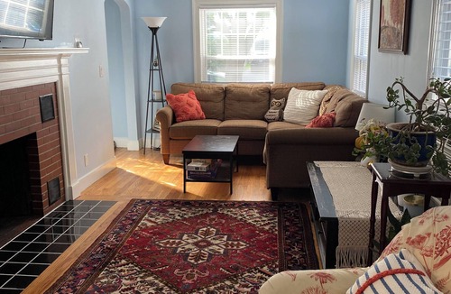 Portland House | Charming Home minutes to Old Port & Thompson Point