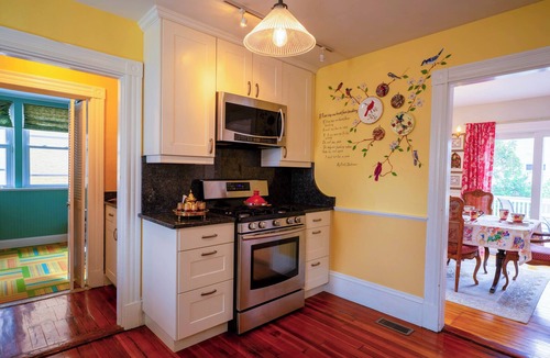 Watertown House | Charming Home Minutes to Cambridge & Boston