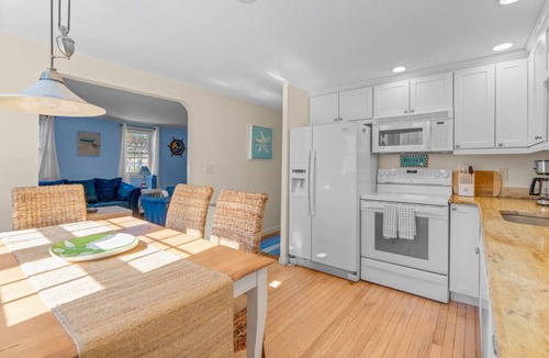 South Yarmouth House | Charming House by the Beach with Patio, Grill, FirePit