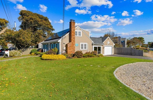 South Yarmouth House | Charming House by the Beach with Patio, Grill, FirePit