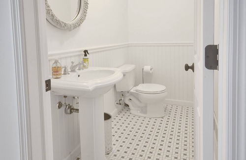 Greenport West House | Charming House in Greenport Village.