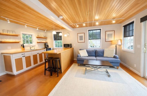 Sebascodegan Island Cottage | Charming Maine cottage overlooking the working waterfront.