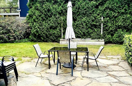 Oak Bluffs Cottage | Charming Martha's Vineyard Cottage Minutes from the Beach