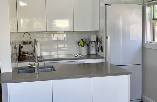 Westhampton Beach Cottage | Charming Modern Beach Cottage 1 Block Off Dune Rd Steps To Ocean Beach And Bay