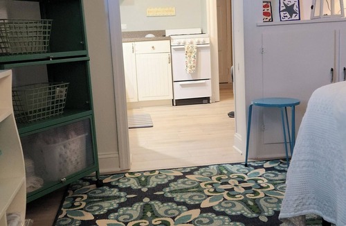 Ocean Grove Apartment | CHARMING , NEW RENO, STUDIO APT. MTHLY RENTAL JUNE START - 1 1/2 BLOCKS TO BEACH