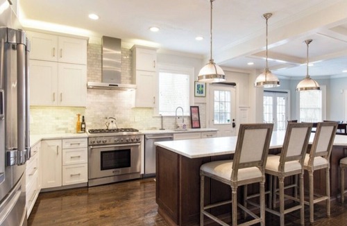 Medford House | Charming Queen Anne Victorian in Excellent Location, 3 bedrms, office, WIFI&More