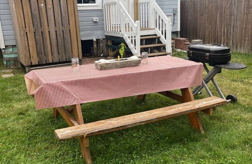 Ocean Park Cottage | Charming, renovated 2-bedroom cottage in Old Orchard 100 yds to the beach