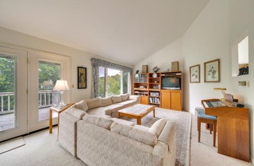 Orrs Island House | Charming Retreat w/Deck ~ 4 Mi From Casco Bay!