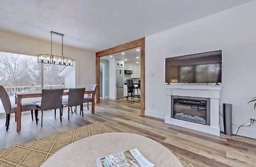 Kawartha Lakes Cottage | Charming, spacious, serene house in the heart of Kawartha Lakes