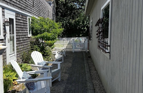 Provincetown Apartment | Charming Studio in PTown's West End : completely modernized