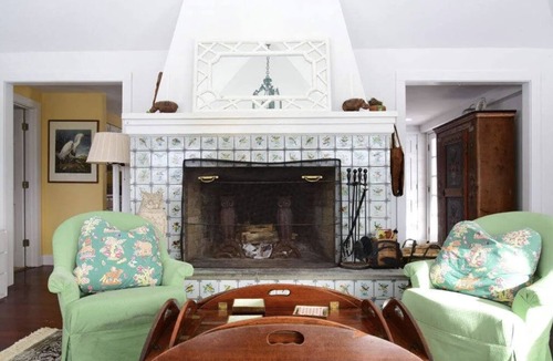 West Stockbridge Cottage | Charming unique cottage Relax & enjoy the stunning mountains with private views!
