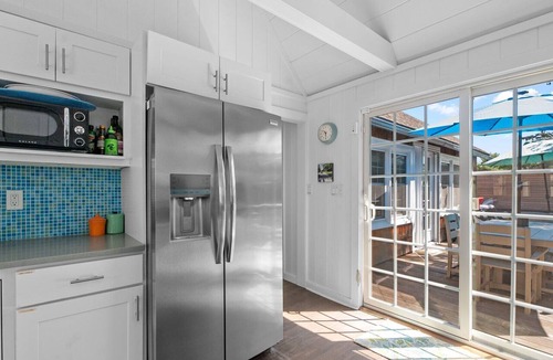 Ocean Bay Park House | Charming & Updated 3 BR + Loft in Ocean Bay Park with Pool & Hot Tub Just 1.
