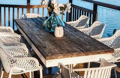 Rama Cottage | Charming waterfront cottage. Lake Couchiching Casino Rama/ski resorts.