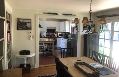 Edgartown House | Charming1700's Edgartown Village Cottage 5 Minute walk to Downtown