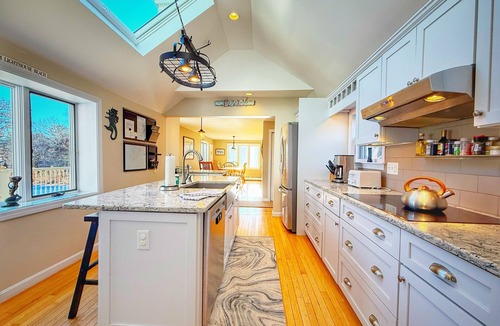 Chatham House | Chatham Family Retreat w/Heated Pool