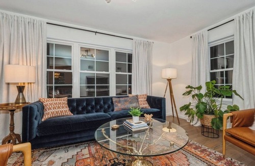 Fishkill House | Chez Moi- 3BR-2BA - Sleeps 7 - Sunlighten sauna -Central to bethel near beacon