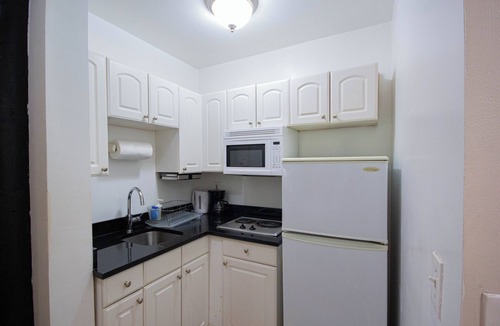 NoMad Apartment | Chic 1-bedroom apartment with WiFi and AC in Midtown New York