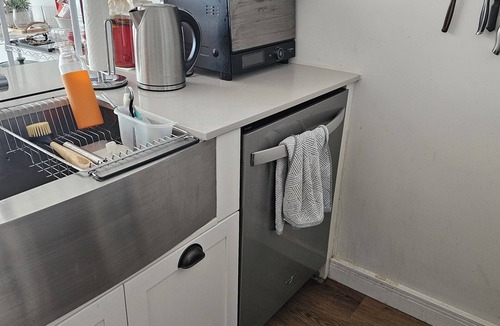 Crown Heights Apartment | Chic 1-bedroom apt with HUGE terrace in vibrant Brooklyn, 15min to Prospect Park