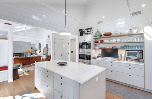Shelter Island Heights House | Chic Coastal Modern Ranch House with Private Pool, Steps from the Water .