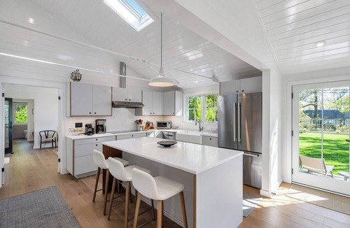 Shelter Island Heights House | Chic Coastal Modern Ranch House with Private Pool, Steps from the Water .